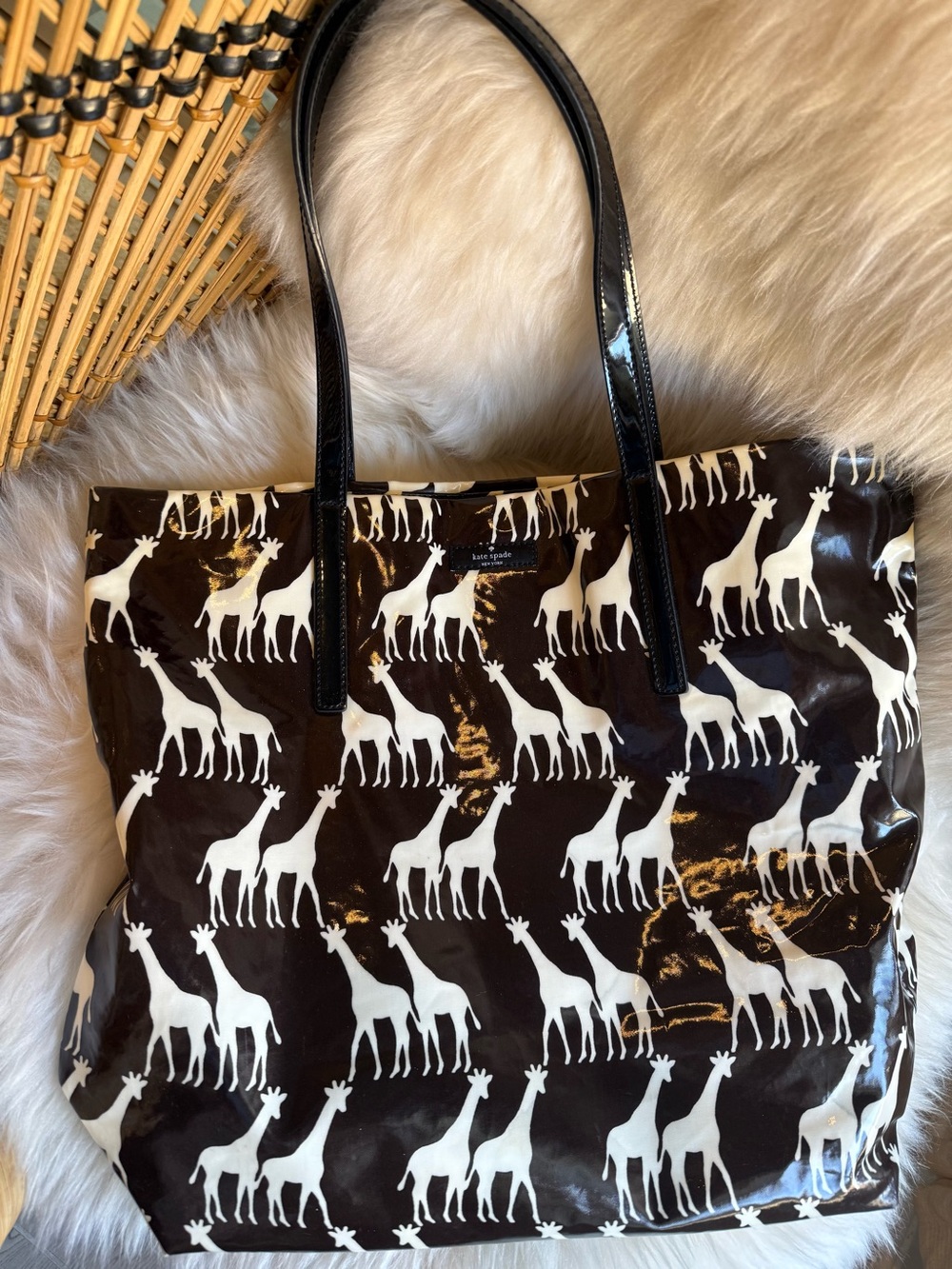 Kate Spade Daycation  Giraffe Print Bon Shopper Tote Bag - Picture 11 of 11